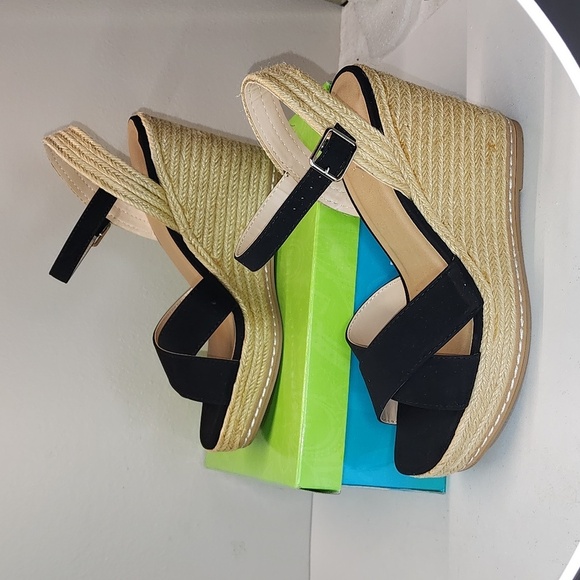 Y not espadrille sandals nwb - Picture 3 of 9